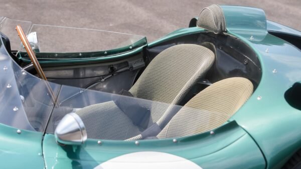 1956-aston-martin-dbr-1 – Image 8